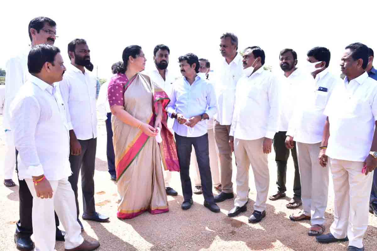 11న జనగామకు సీఎం కేసీఆర్‌..ఏర్పాట్లను పరిశీలించిన మంత్రులు