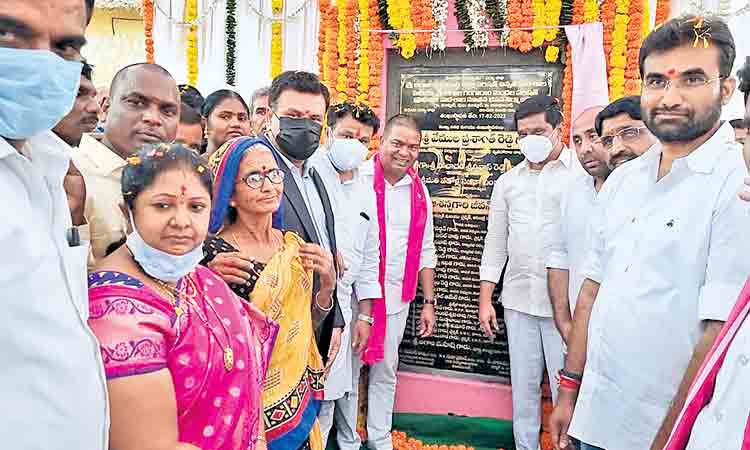 ‘బిగాల’ స్కూల్‌ భవనాలకు భూమిపూజ