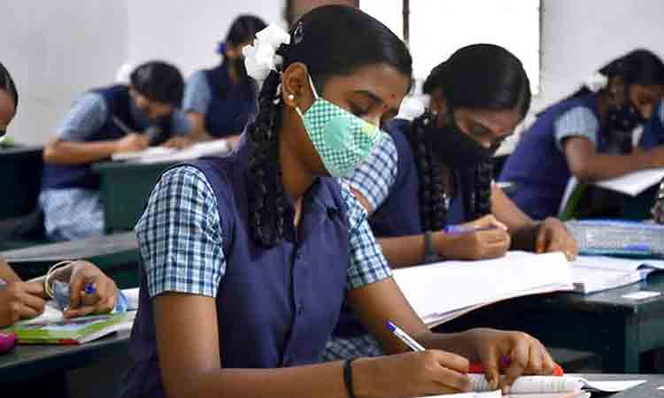 స‌ర్కారు స్కూళ్ల‌లో ఇంగ్లీష్ మీడియం బోధ‌న‌కు అనుమ‌తులు