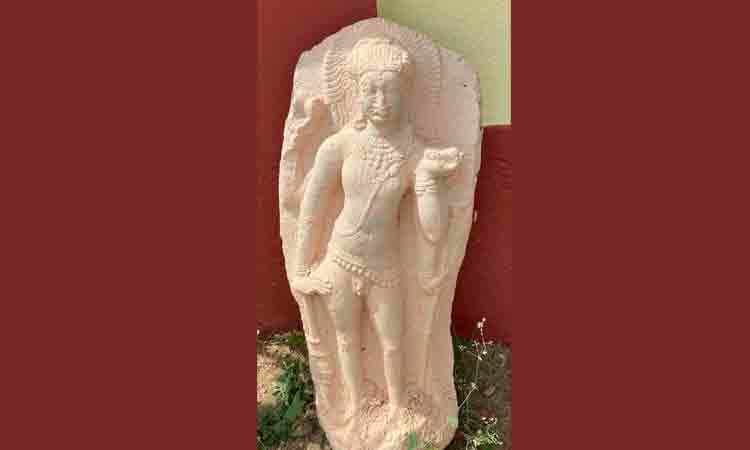 నల్లగొండలో 8వ శతాబ్దపు అరుదైన శిల్పాలు