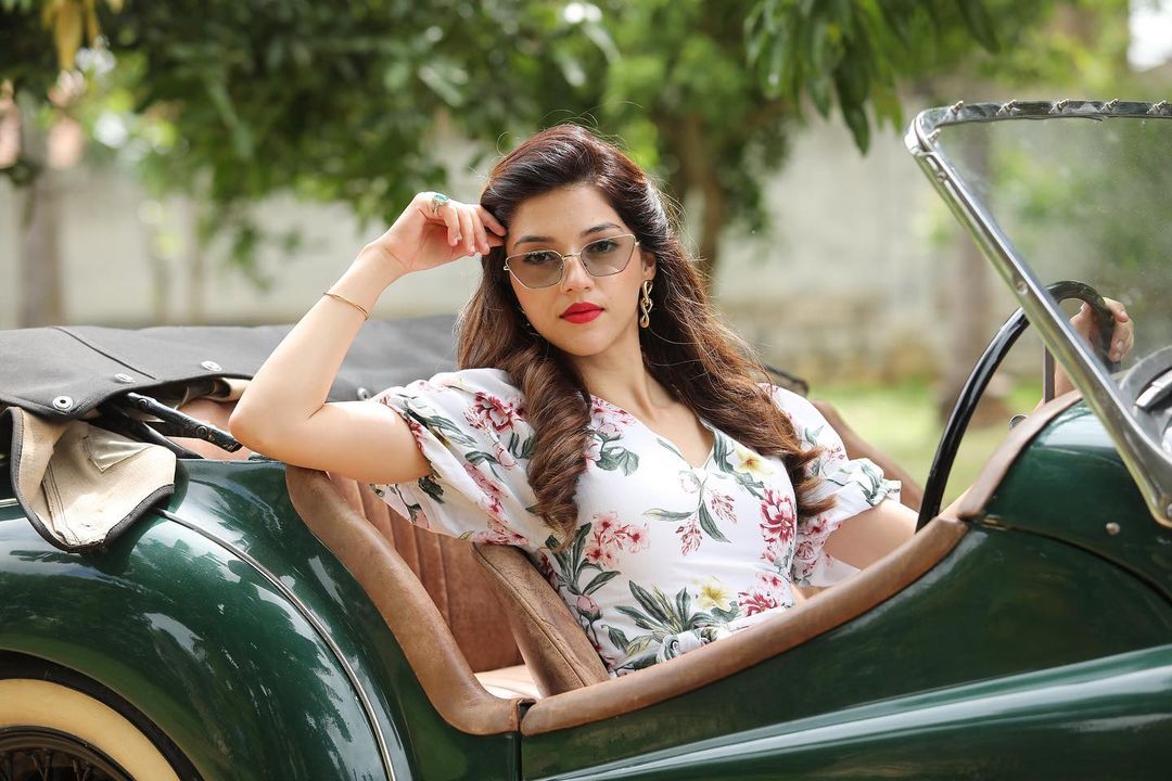 instagram/bhumipednekar
