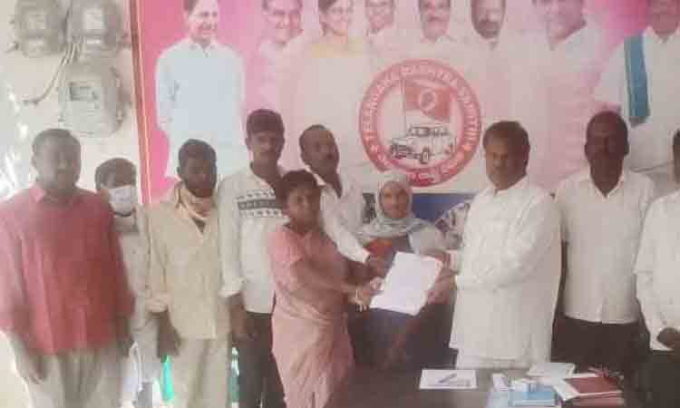 పోడు భూముల సమస్యల పరిష్కారానికి కృషి : ఎమ్మెల్యే జైపాల్‌ యాదవ్‌