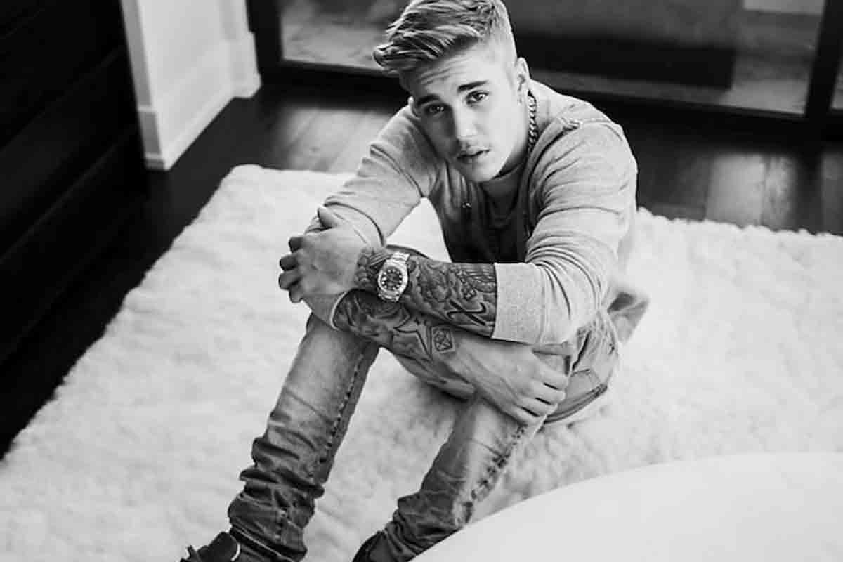 Justin Bieber | రూ.3.5 కోట్లు పెట్టి కోతి బొమ్మ కొన్న జ‌స్టిన్ బీబ‌ర్.. ఎందుకో తెలుసా?