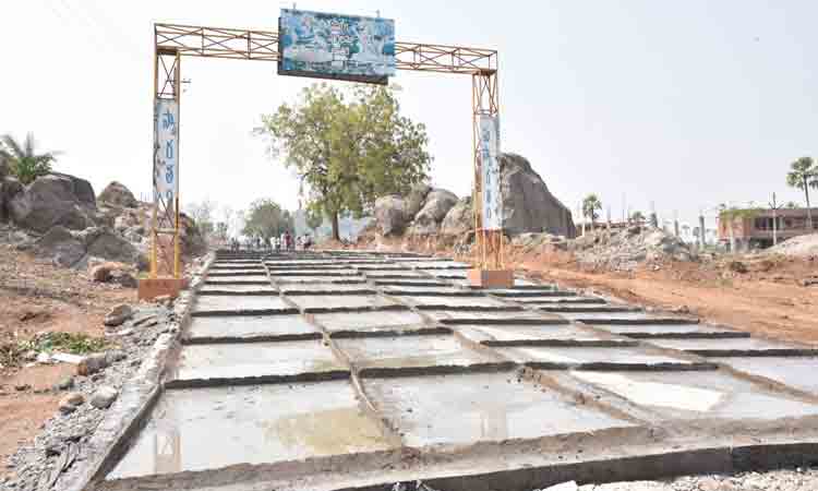 శరవేగంగా సమ్మక్క జాతర ఏర్పాట్లు