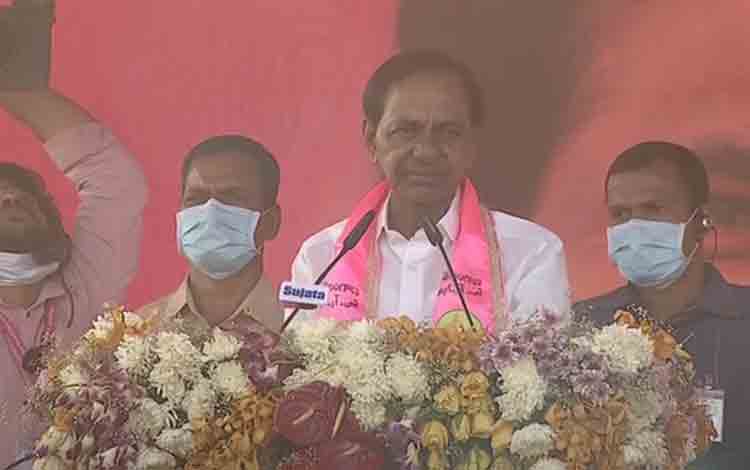 దేశంలో ఉన్న బీజేపీ మొగోళ్లు నేను అడిగే దానికి సమాధానం చెప్పాలి : సీఎం కేసీఆర్