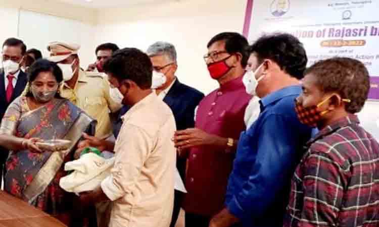 కొండరెడ్లు ఆర్థికంగా ఎదగాలి