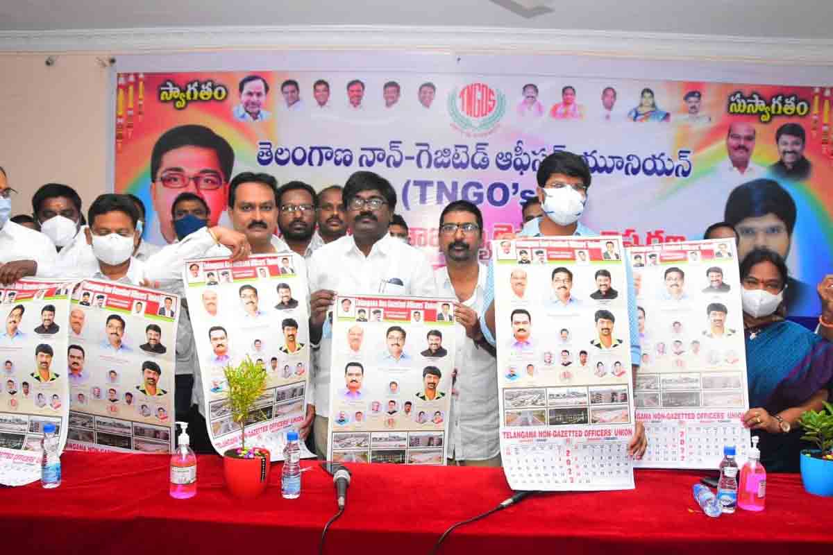 తెలంగాణ ప్రభుత్వంలో ఉద్యోగులదే కీలకపాత్ర