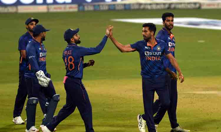 IND vs WI | టీమిండియా ముందు మోస్త‌రు ల‌క్ష్యం.. టార్గెట్ ఎంతంటే..