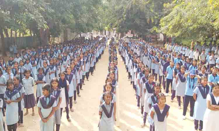 సర్కార్‌ బడుల్లో సకల వసతులు