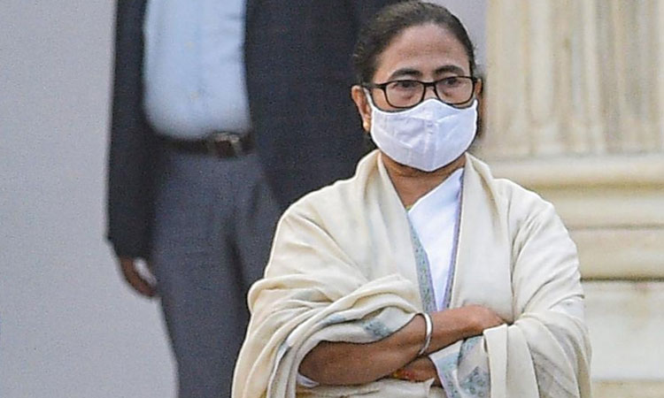 పట్టాలు త‌ప్పుతున్న తృణ‌మూల్‌? అత్య‌వ‌స‌ర స‌మావేశం నిర్వ‌హించనున్న మ‌మ‌తా బెన‌ర్జీ