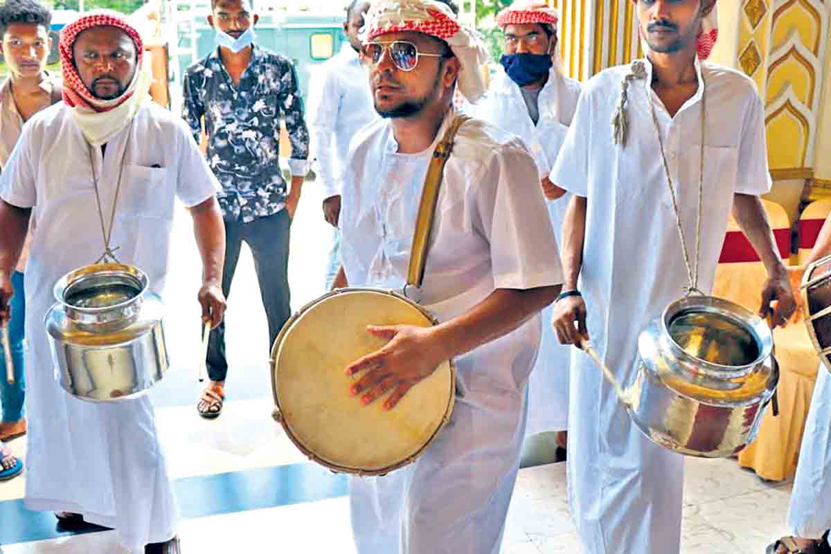 హైద‌రాబాద్‌లో ఎన్ని బ్యాండ్‌లు ఉన్నా అర‌బ్బీ మార్ఫా బ్యాండ్‌కే ఎందుకంత క్రేజ్‌?