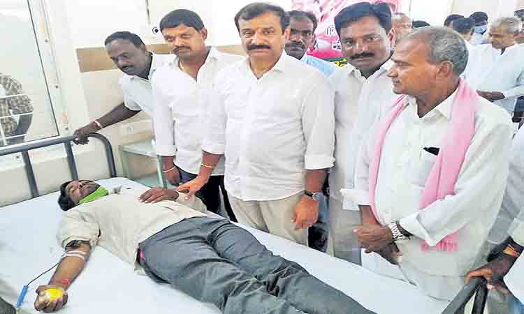 కారణ జన్ముడు సీఎం కేసీఆర్‌