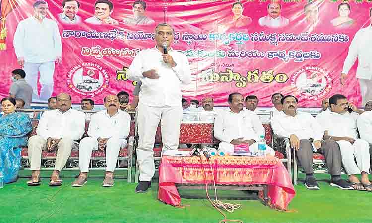 సాగు నీరొస్తే పేదరికం పారిపోతుంది