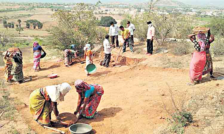 ‘ఉపాధిహామీ’కి ఉరి