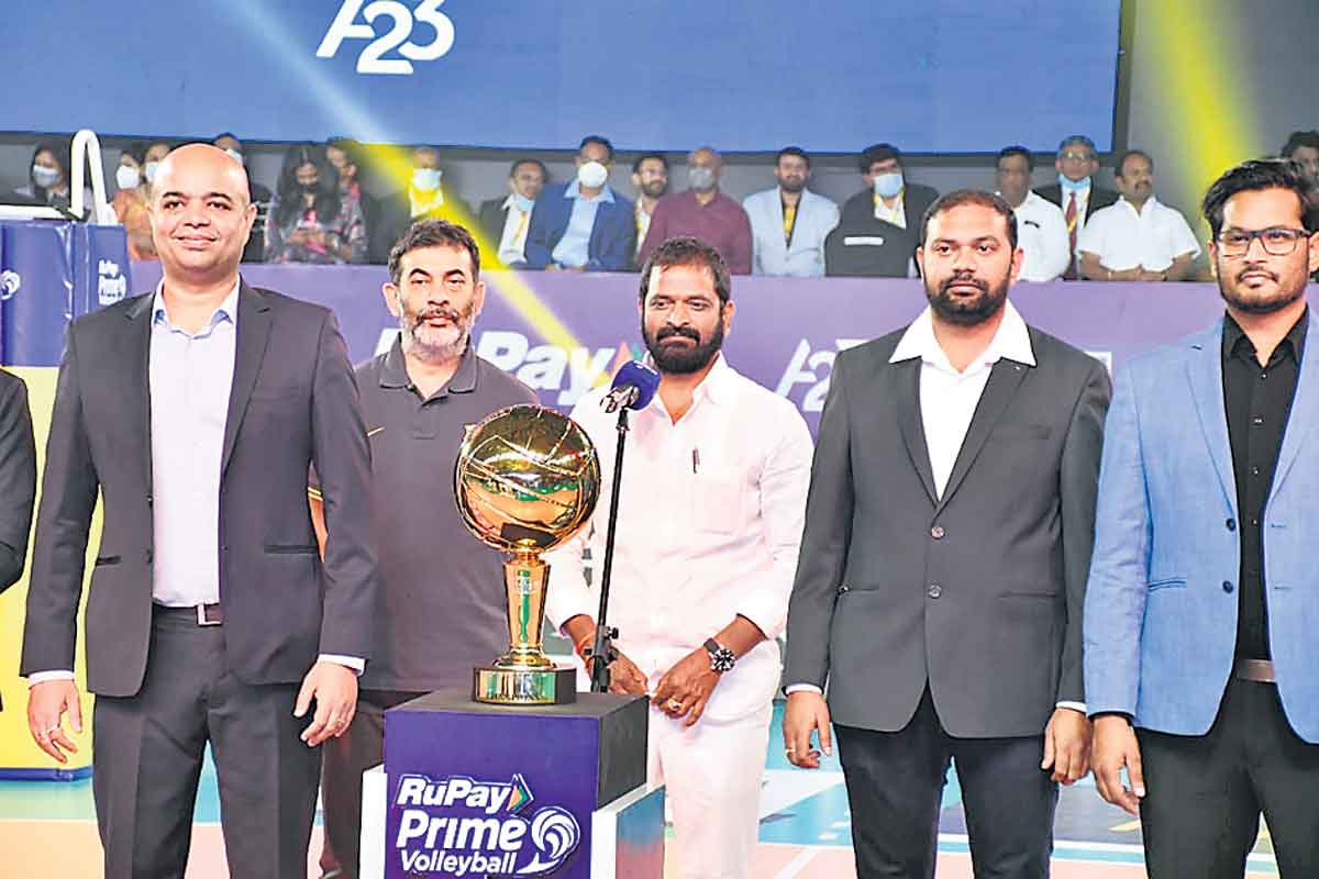 హైదరాబాద్ అదుర్స్