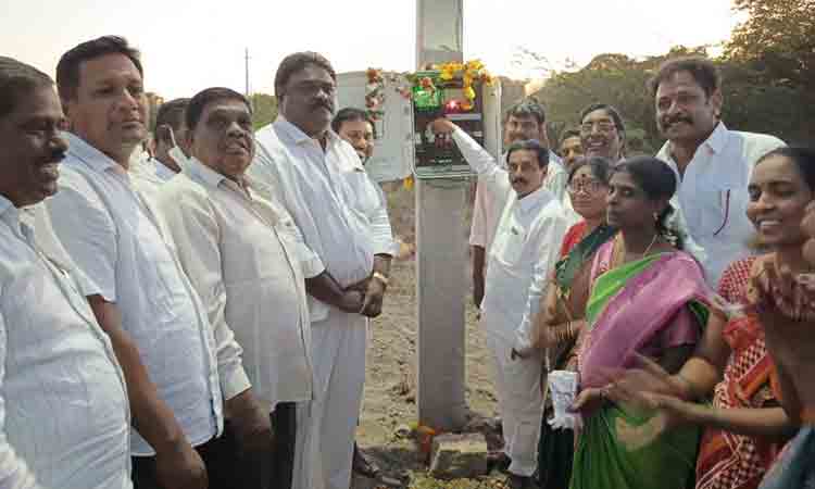 దేవరకొండ ఖిల్లాను పర్యాటక ప్రాంతంగా అభివృద్ధి చేస్తాం : ఎమ్మెల్యే రవీంద్ర కుమార్