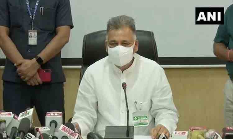 హిజాబ్ ర‌గ‌డ : నూత‌న డ్రెస్ కోడ్‌పై మ‌ధ్య‌ప్ర‌దేశ్ విద్యాశాఖ మంత్రి యూట‌ర్న్!