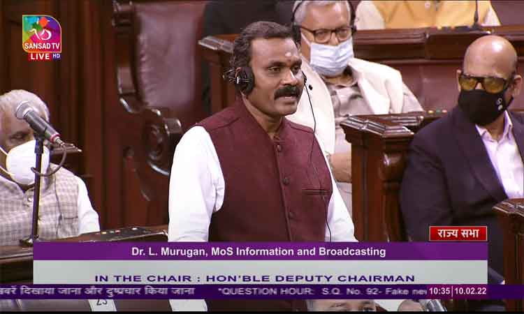 పాక్‌కు చెందిన 60 యూట్యూబ్ ఛాన‌ళ్లు బ్లాక్ చేశాం..