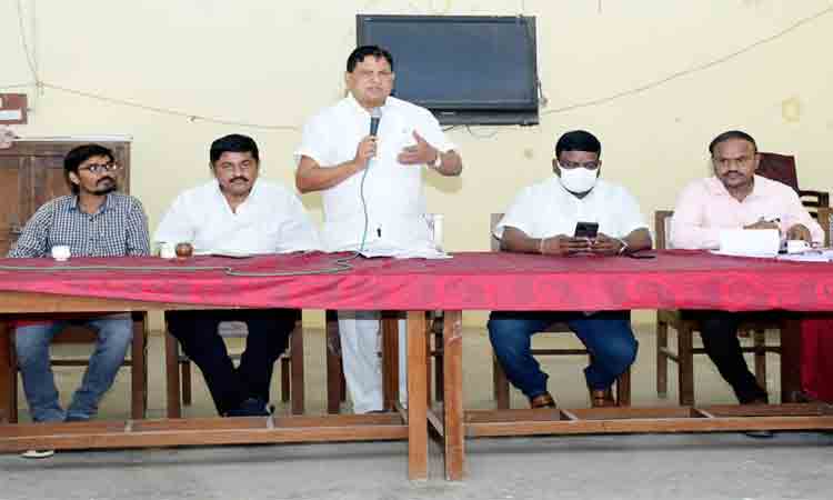 ప్రభుత్వ పాఠశాలల బలోపేతమే ధ్యేయం