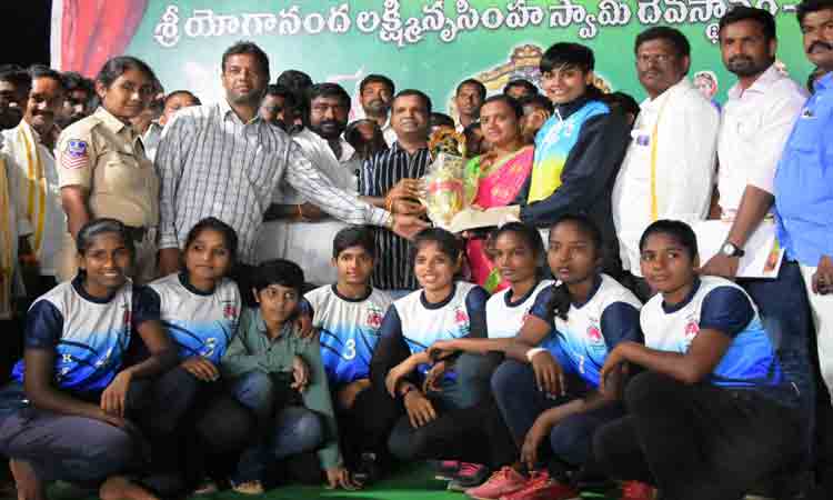 రాష్ట్రస్థాయి మహిళా కబడ్డీ విజేత నల్లగొండ