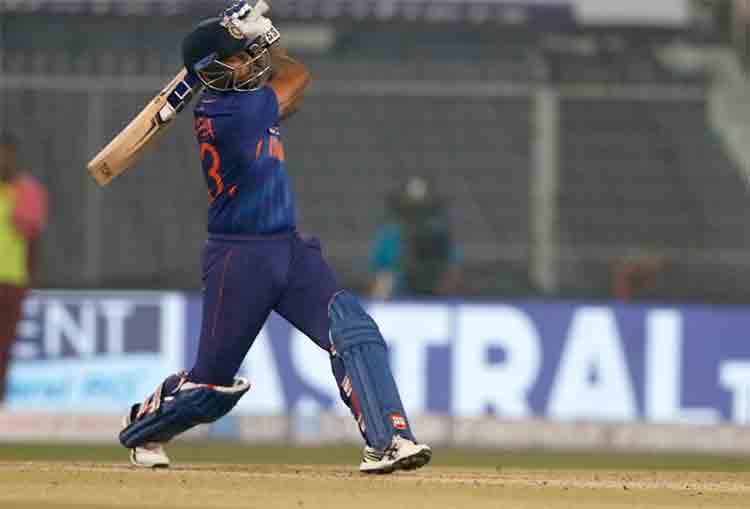 IND vs WI | రోహిత్ శ‌ర్మ అవుట్.. 15 ఓవ‌ర్ల‌కు భార‌త్ స్కోర్ ఇదీ