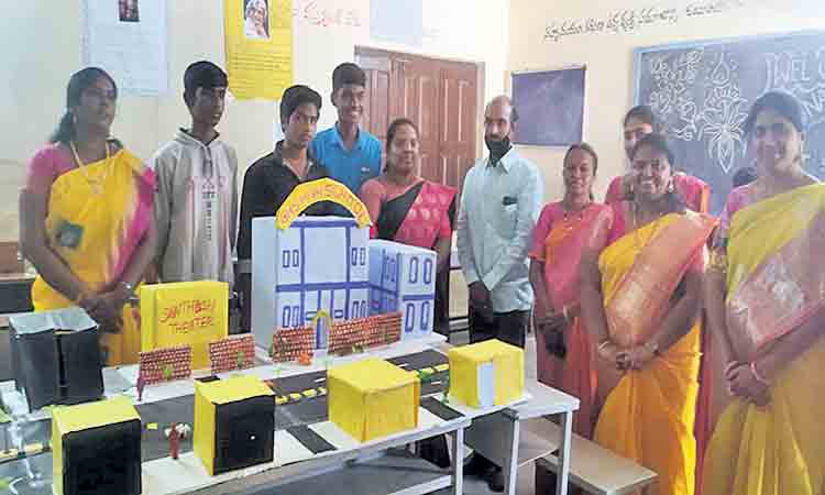 ఆకట్టుకున్న వైజ్ఞానిక ప్రదర్శనలు