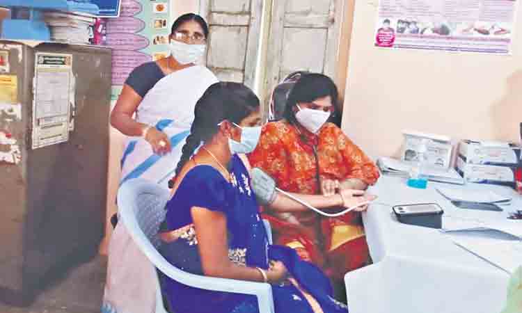 ప్రజల అందుబాటులోకి 22 పల్లె దవాఖానలు