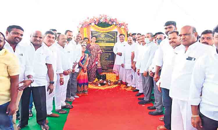 అంతర్జాతీయ ప్రమాణాలతో కొహెడ పండ్ల మార్కెట్‌