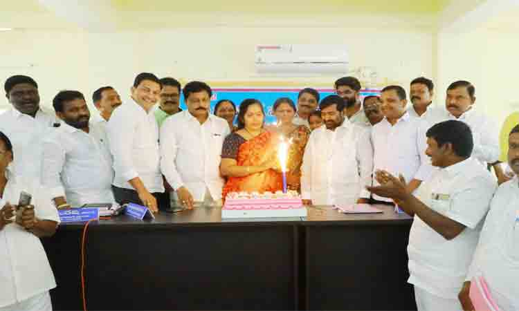 అభివృద్ధి, సంక్షేమం ప్రతి గడపకూ చేరాలి