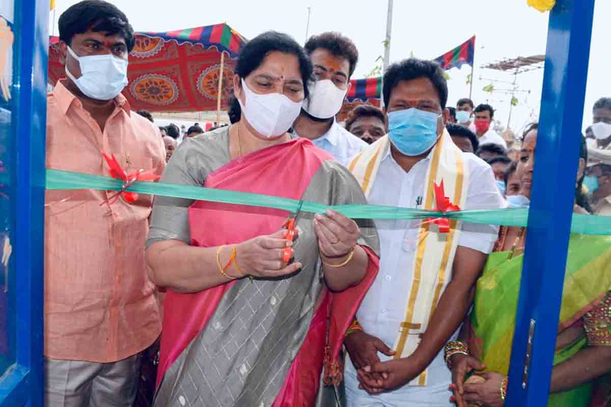 గిరిజనుల పట్ల ఆ పార్టీకి చిత్తశుద్ధి లేదు : మంత్రి సత్యవతి రాథోడ్