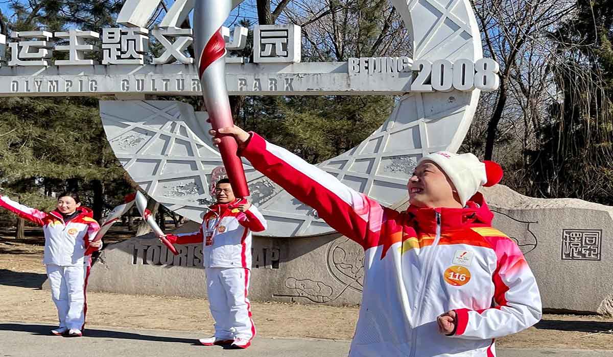 వింట‌ర్ ఒలింపిక్స్ టార్చ్ ర‌న్‌లో పాల్గొన్న గాల్వాన్ దాడి క‌మాండ‌ర్‌..