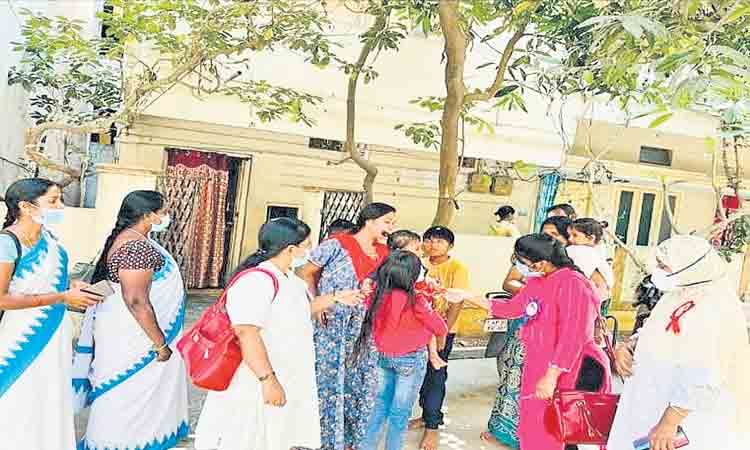 ముమ్మరంగా ఇంటింటి సర్వే