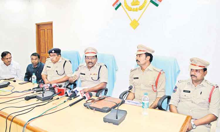 ఏడీసీసీబీ కుంభకోణంలో ప్రధాన నిందితుడి అరెస్టు