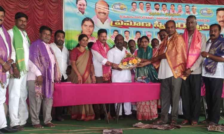 వ్యవసాయాన్ని పండుగ చేసిన మహానాయకుడు సీఎం కేసీఆర్‌