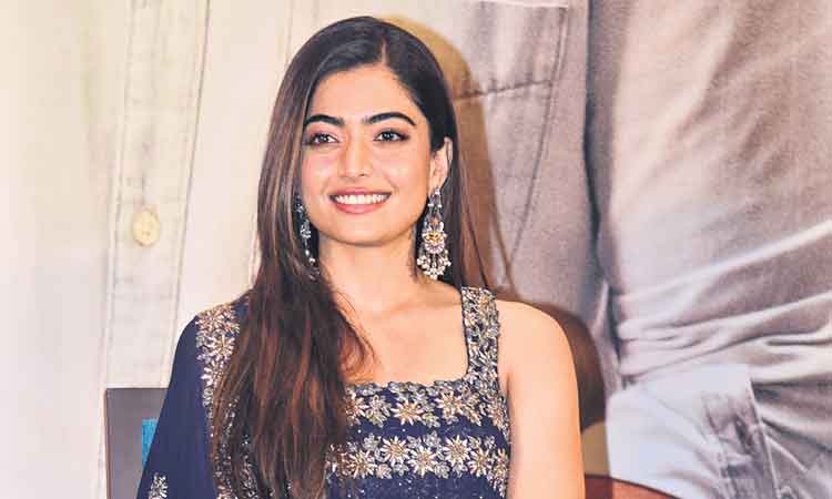 అబ్బాయిలా పుట్టాలని ఉంది!