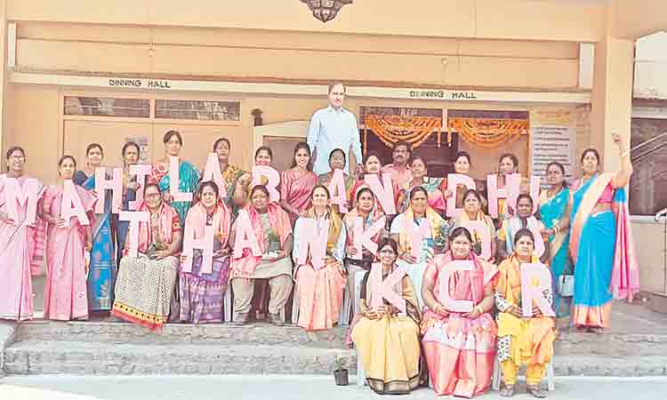 పేదింటి దీపాలు…సంక్షేమ పథకాలు