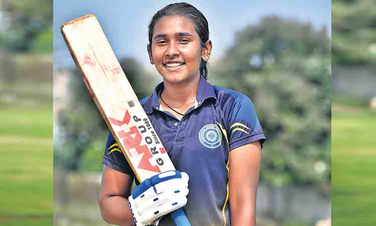 ఇంతి.. ఇంతింతై