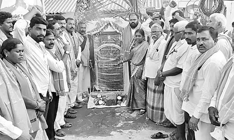 సంక్షేమ పథకాల్లో మనమే నంబర్‌1