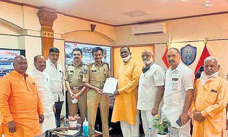 శోభాయాత్రకు  సహకారం అందించాలి