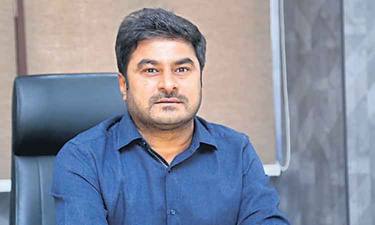 కుటుంబ ప్రేక్షకుల్ని థియేటర్‌లకు రప్పిస్తాం