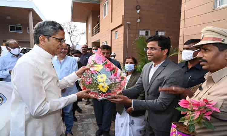 మల్లన్న సీజేఐ రమణ