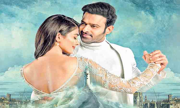 హాలీవుడ్‌ వద్దంటే బాలీవుడ్‌ ఉందిగా