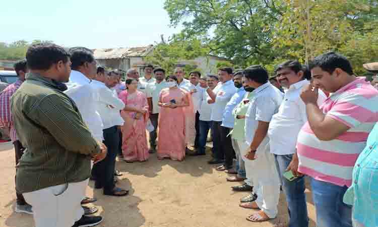 అమాత్యుడి పర్యటనను విజయవంతం చేయాలి