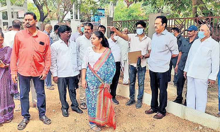 కల్యాణ్‌ నగర్‌ పార్క్‌ను సుందరంగా తీర్చిదిద్దాలి