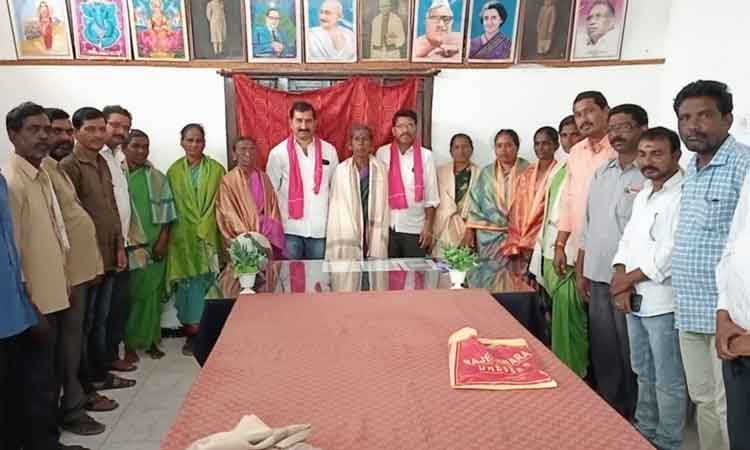 మహిళా సంక్షేమానికి పెద్దపీట