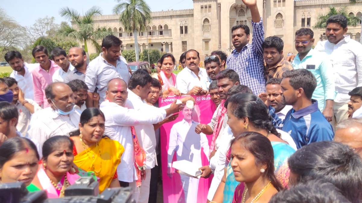 KCR‌ announcement | కేసీఆర్‌ ప్రకటనతో రాష్ట్రమంతా ఆనందోత్సవాలు : మోతె శోభన్‌రెడ్డి