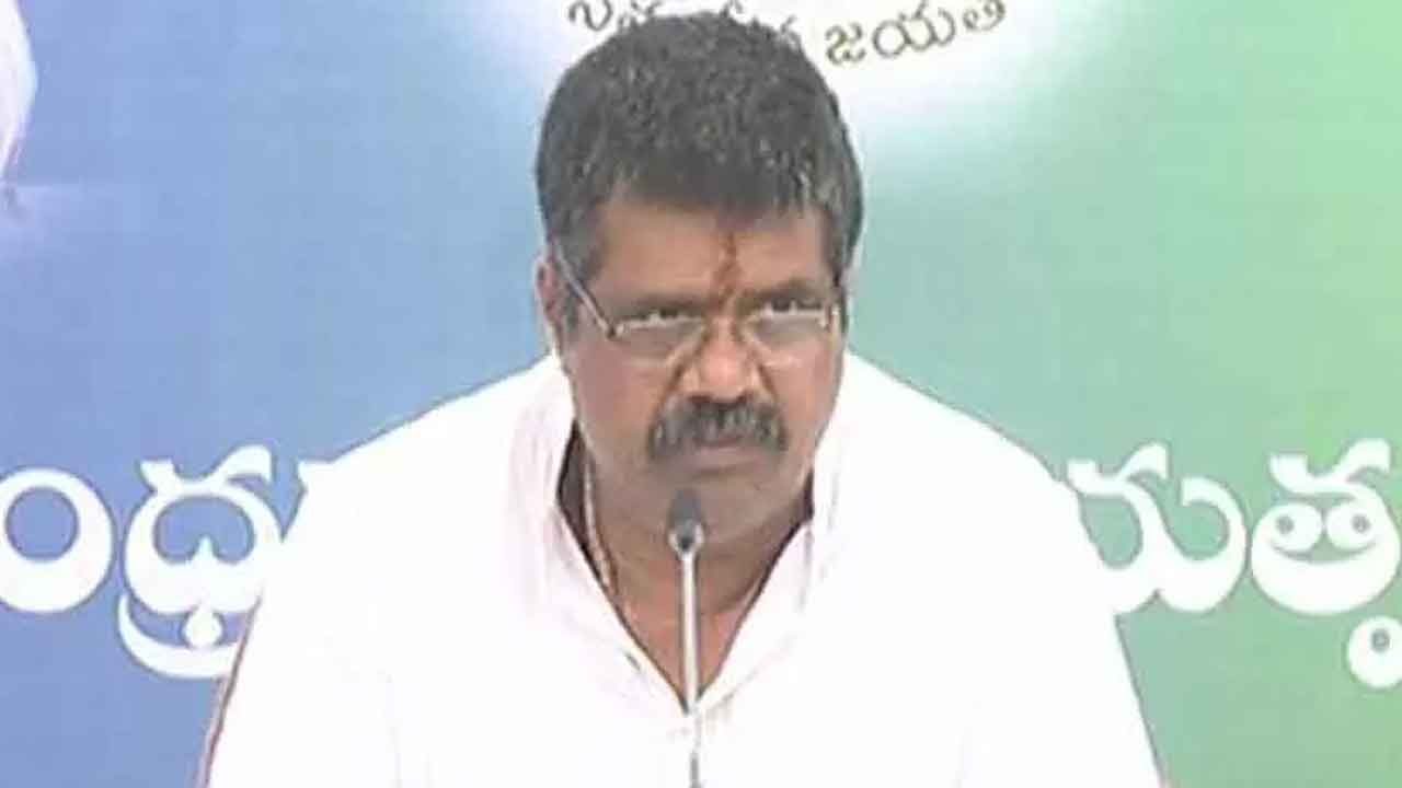 కేంద్రం అప్పులు చేయడం లేదా : మంత్రి అవంతి