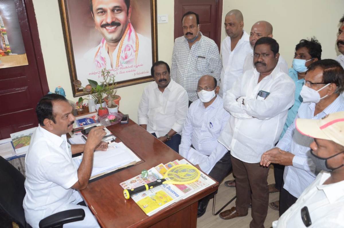 Flood canal | వరద కాలువ విషయంలోఅపోహలు అవసరం లేదు : ఎల్బీనగర్‌ ఎమ్మెల్యే దేవిరెడ్డి సుధీర్‌రెడ్డి