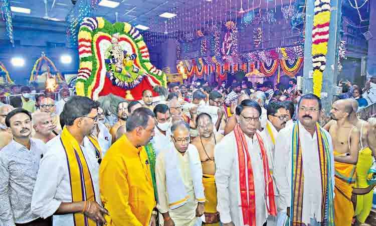 యాదాద్రిలో నేడు తిరు కల్యాణం.. హాజరుకానున్న సీఎం కేసీఆర్‌