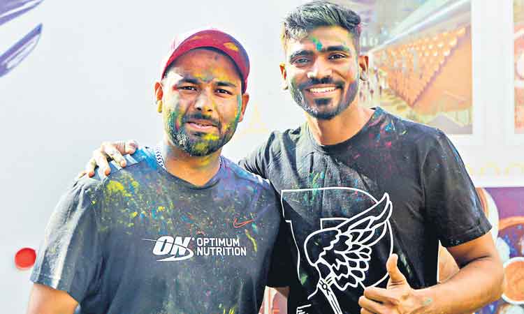 ఢిల్లీ, పంజాబ్‌ జట్లపై ప్రత్యేక కథనం..